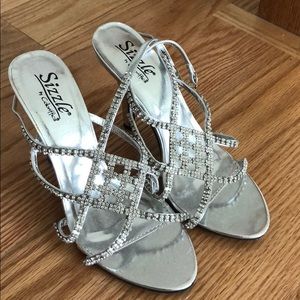 Silver Heels by Coloriffics